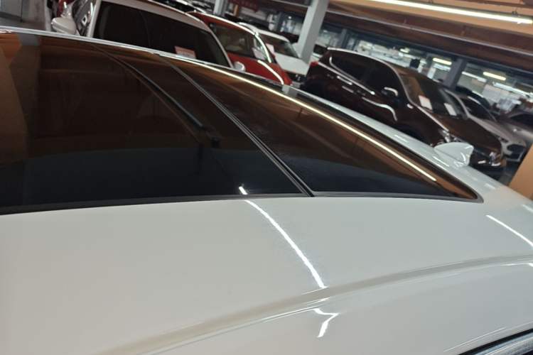 Used Cadillac XTS 2018 28T Tech Edition Roof