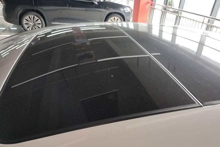 Used Cadillac XTS 2018 28T Tech Edition Roof