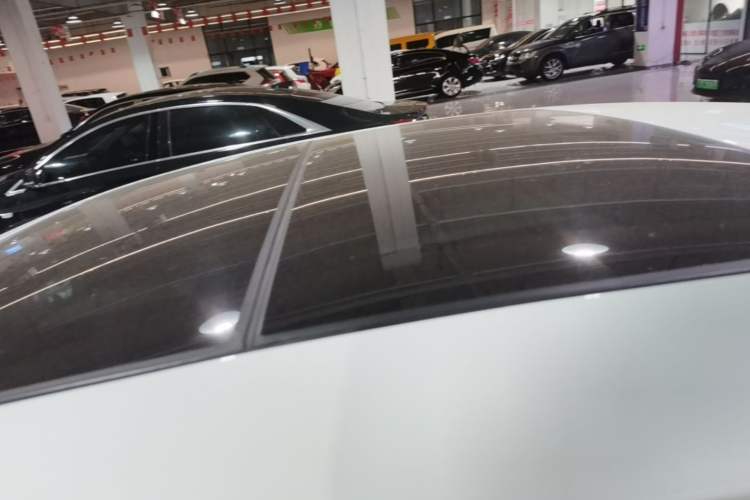 Used Cadillac XTS 2018 28T Elite Edition Roof
