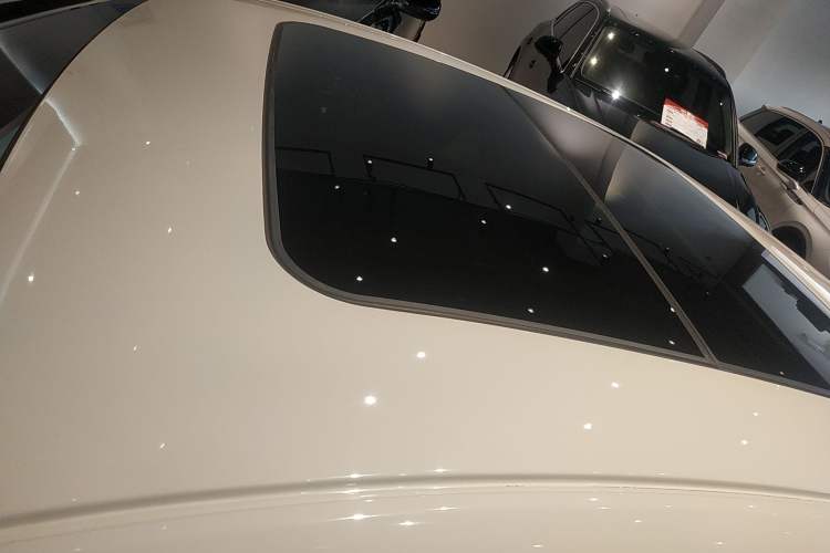 Used Cadillac XTS 2018 28T Elite Edition Roof