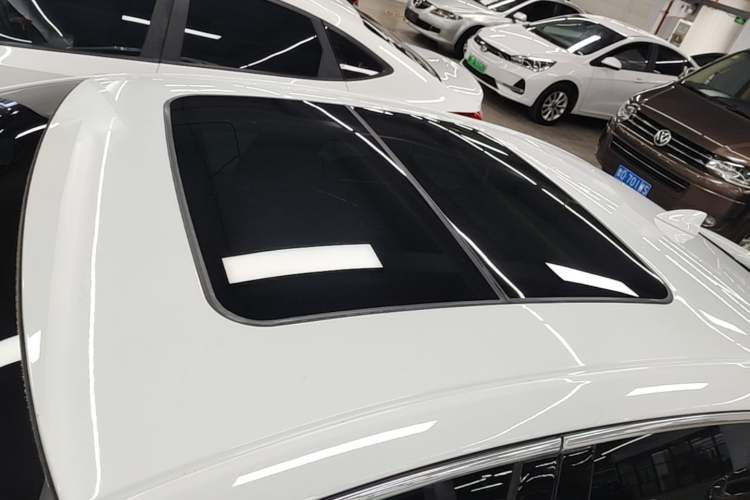 Used Cadillac XTS 2018 28T Elite Edition Roof
