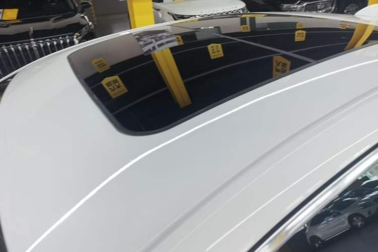 Used Cadillac XTS 2018 28T Tech Edition Roof
