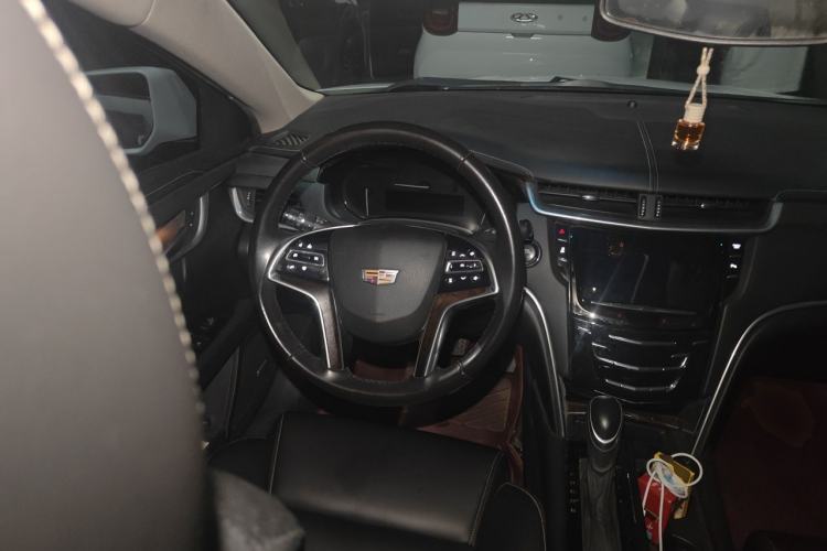 Used Cadillac XTS 2018 28T Tech Edition Steering Wheel