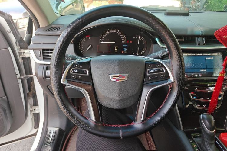 Used Cadillac XTS 2018 28T Tech Edition Steering Wheel