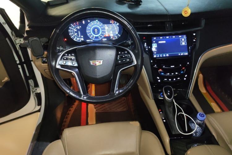 Used Cadillac XTS 2018 28T Luxury Edition Steering Wheel