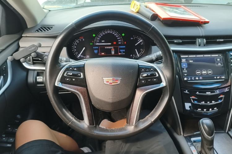 Used Cadillac XTS 2018 28T Tech Edition Steering Wheel