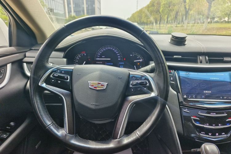 Used Cadillac XTS 2018 28T Tech Edition Steering Wheel