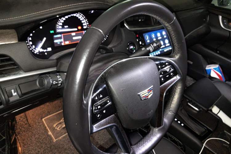 Used Cadillac XTS 2018 28T Elite Edition Steering Wheel