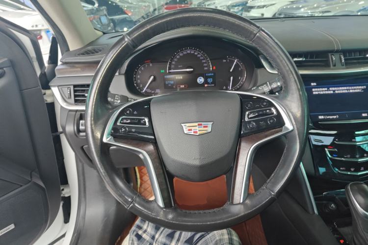 Used Cadillac XTS 2018 28T Elite Edition Steering Wheel