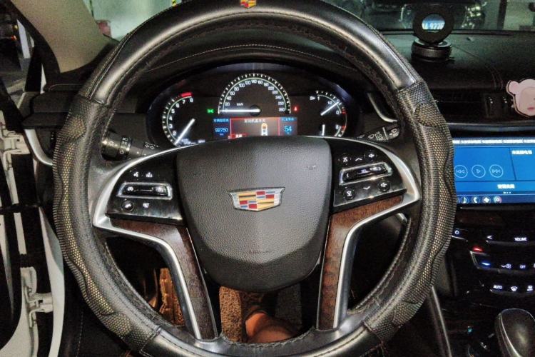 Used Cadillac XTS 2018 28T Tech Edition Steering Wheel