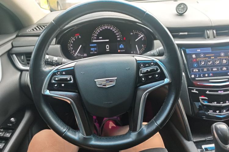 Used Cadillac XTS 2018 28T Tech Edition Steering Wheel
