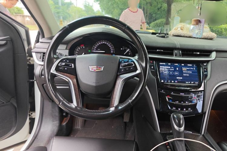 Used Cadillac XTS 2018 28T Tech Edition Steering Wheel