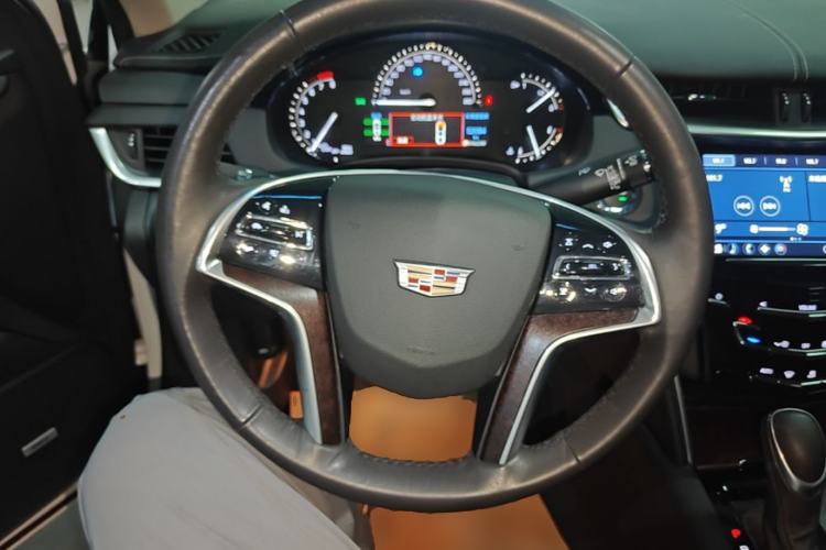Used Cadillac XTS 2018 28T Tech Edition Steering Wheel