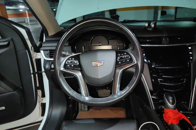 Used Cadillac XTS 2018 28T Tech Edition Steering Wheel
