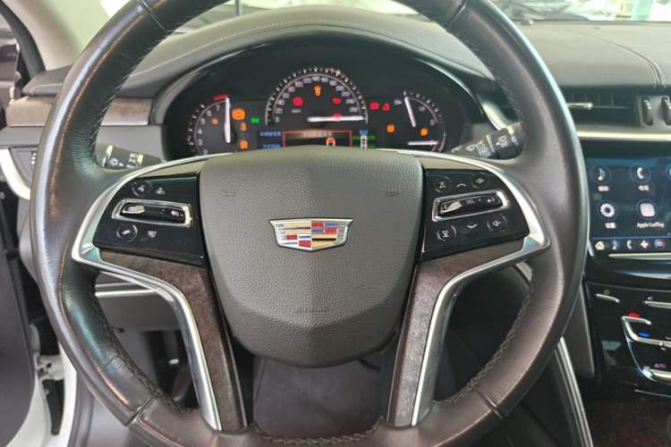 Used Cadillac XTS 2018 28T Elite Edition Steering Wheel