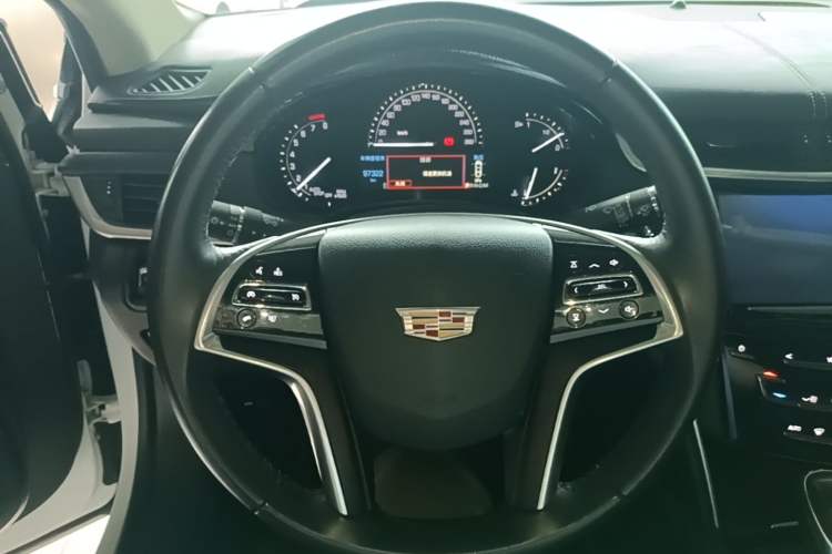 Used Cadillac XTS 2018 28T Tech Edition Steering Wheel