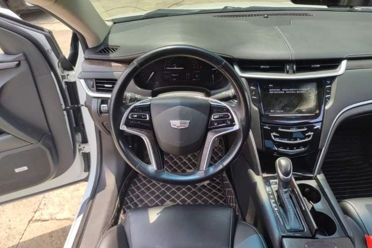 Used Cadillac XTS 2018 28T Elite Edition Steering Wheel