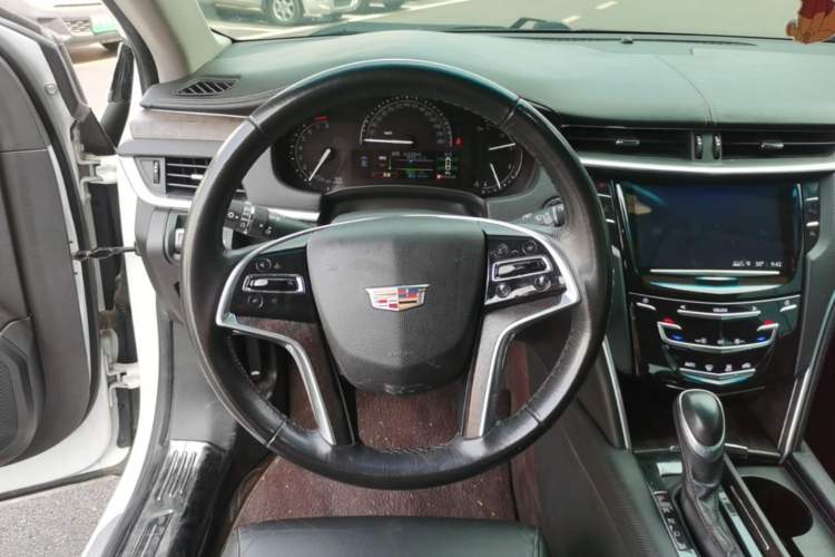 Used Cadillac XTS 2018 28T Elite Edition Steering Wheel