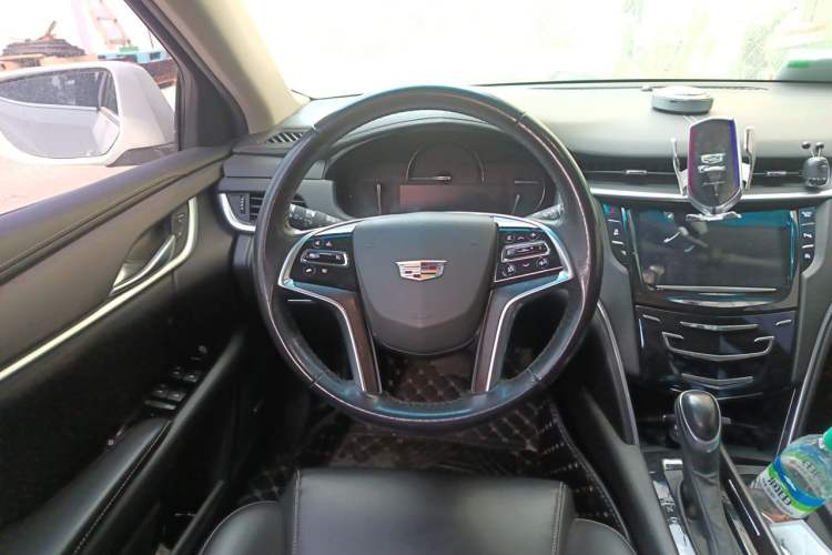 Used Cadillac XTS 2018 28T Tech Edition Steering Wheel