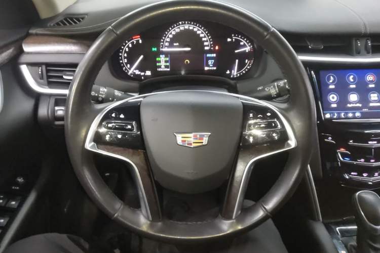 Used Cadillac XTS 2018 28T Elite Edition Steering Wheel