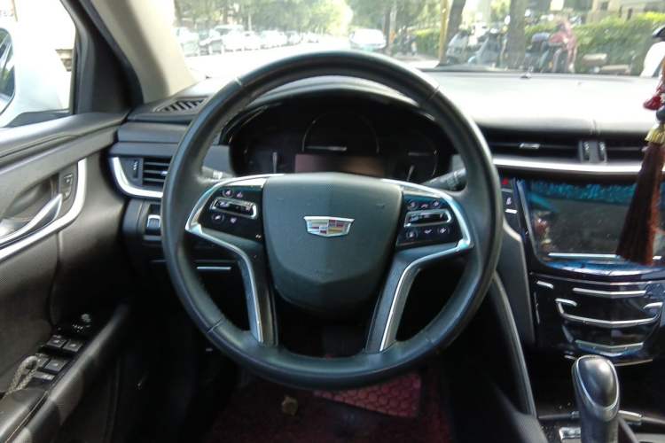 Used Cadillac XTS 2018 28T Tech Edition Steering Wheel