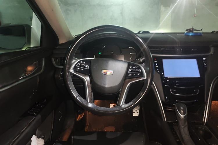 Used Cadillac XTS 2018 28T Tech Edition Steering Wheel