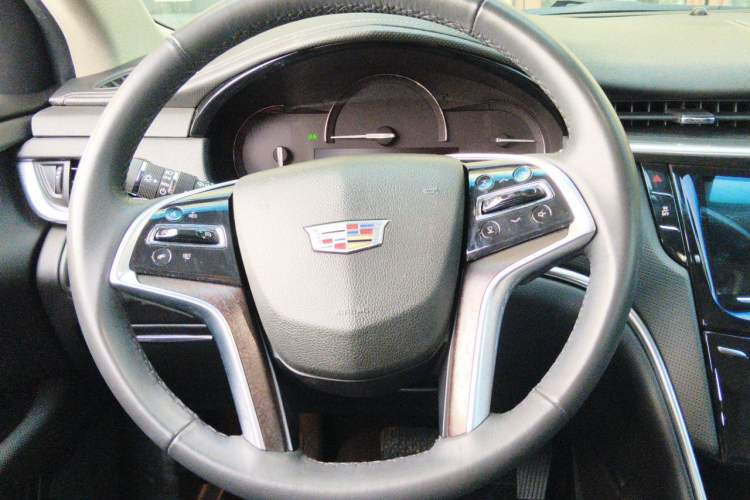 Used Cadillac XTS 2018 28T Tech Edition Steering Wheel