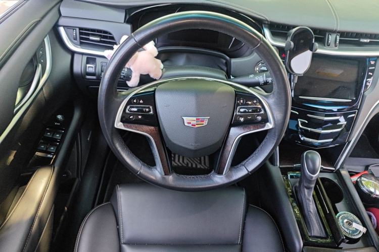 Used Cadillac XTS 2018 28T Tech Edition Steering Wheel