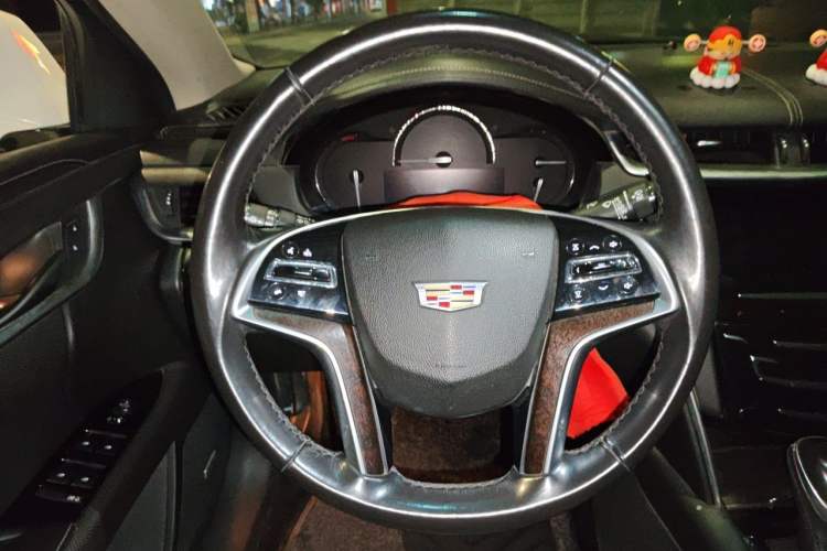 Used Cadillac XTS 2018 28T Tech Edition Steering Wheel