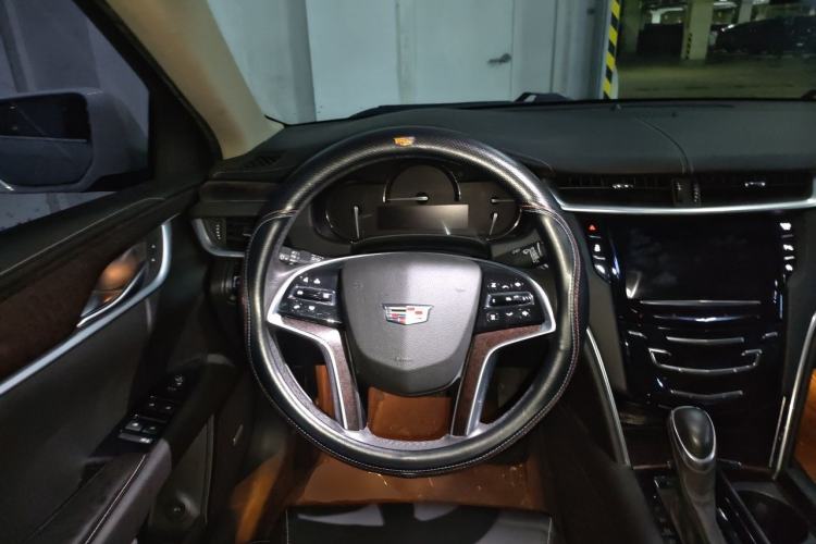 Used Cadillac XTS 2018 28T Elite Edition Steering Wheel