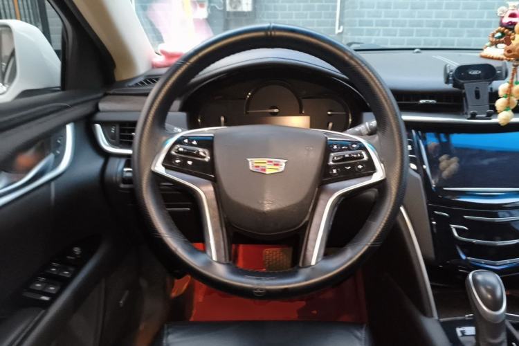 Used Cadillac XTS 2018 28T Elite Edition Steering Wheel