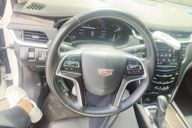 Used Cadillac XTS 2018 28T Elite Edition Steering Wheel