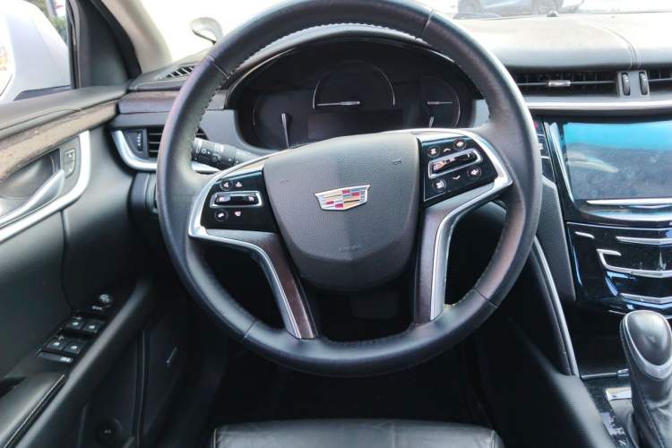 Used Cadillac XTS 2018 28T Elite Edition Steering Wheel