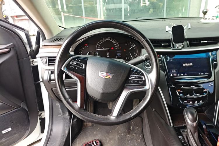 Used Cadillac XTS 2018 28T Elite Edition Steering Wheel