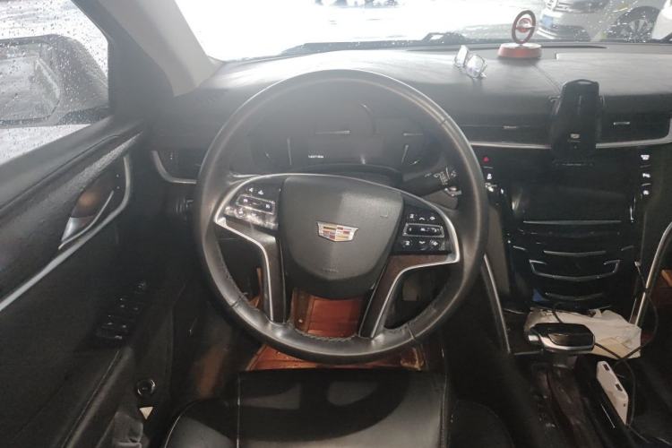 Used Cadillac XTS 2018 28T Elite Edition Steering Wheel