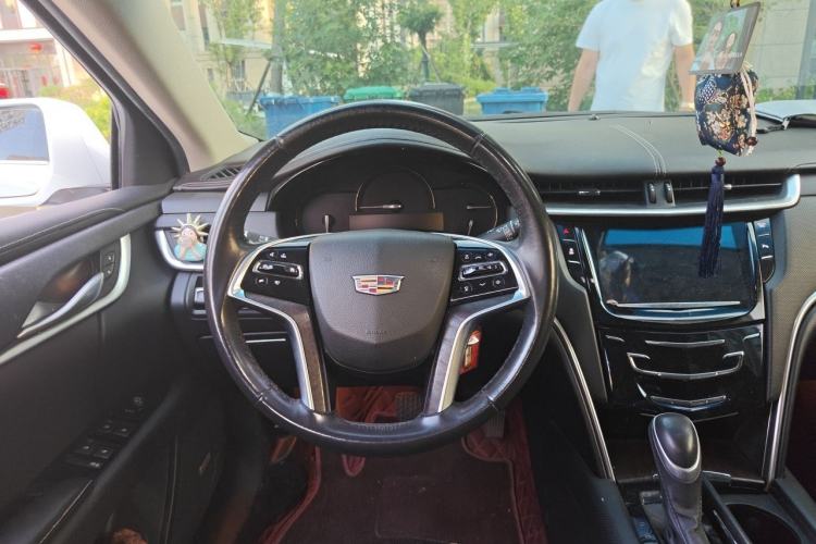 Used Cadillac XTS 2018 28T Elite Edition Steering Wheel