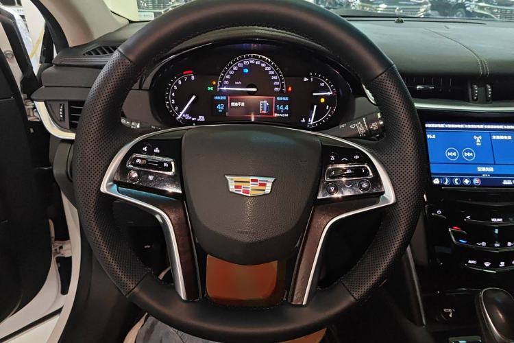 Used Cadillac XTS 2018 28T Tech Edition Steering Wheel