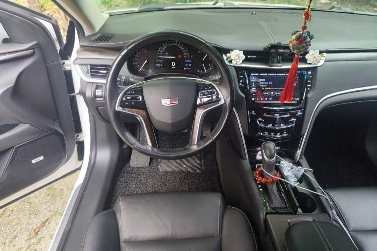 Used Cadillac XTS 2018 28T Elite Edition Steering Wheel
