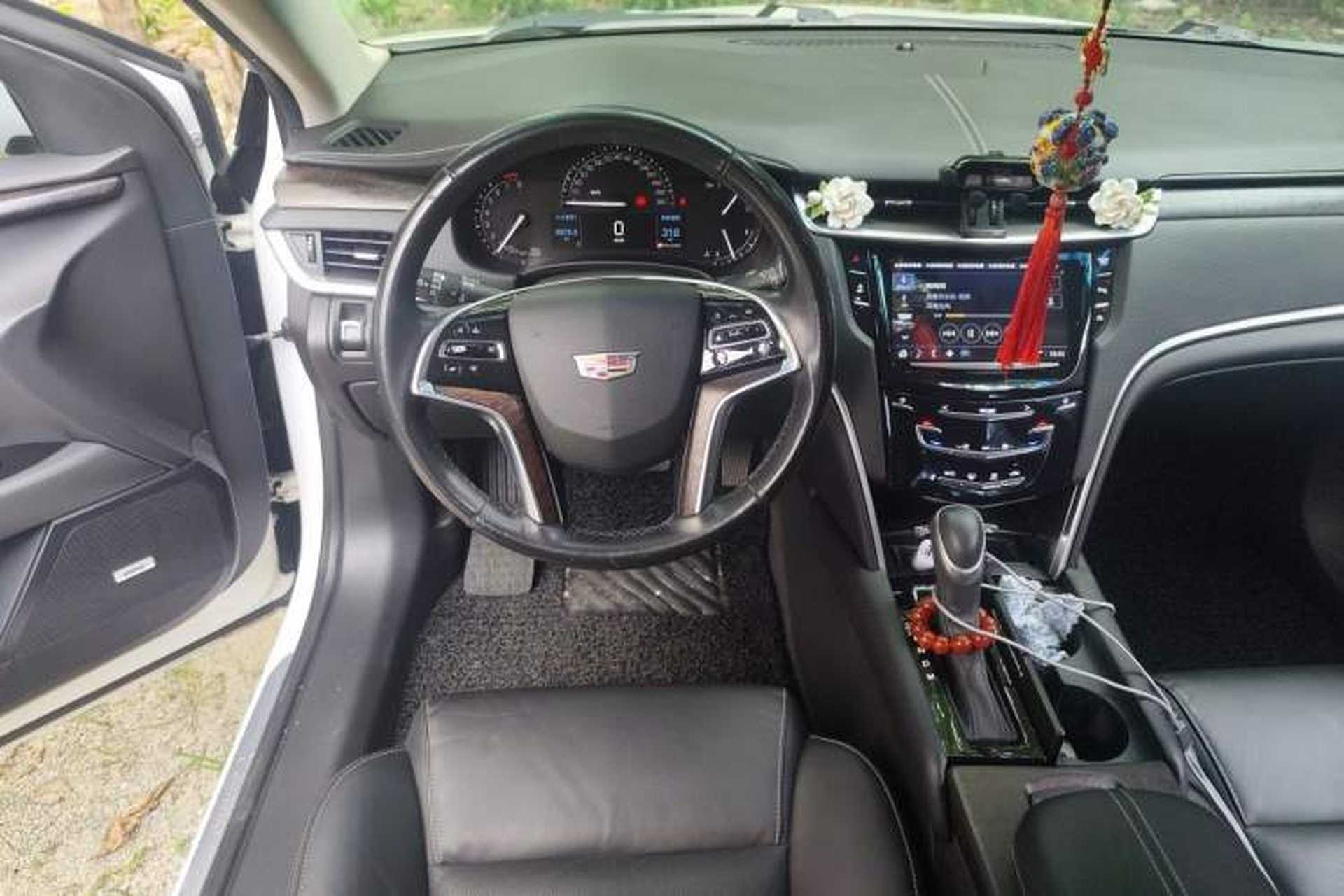 Used Cadillac XTS 2018 28T Elite Edition Steering Wheel