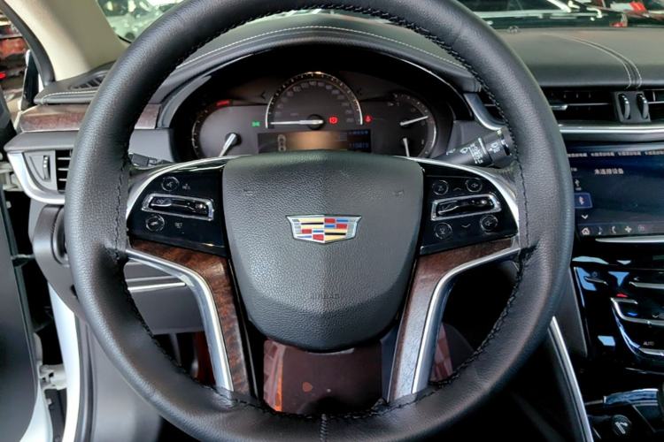 Used Cadillac XTS 2018 28T Elite Edition Steering Wheel