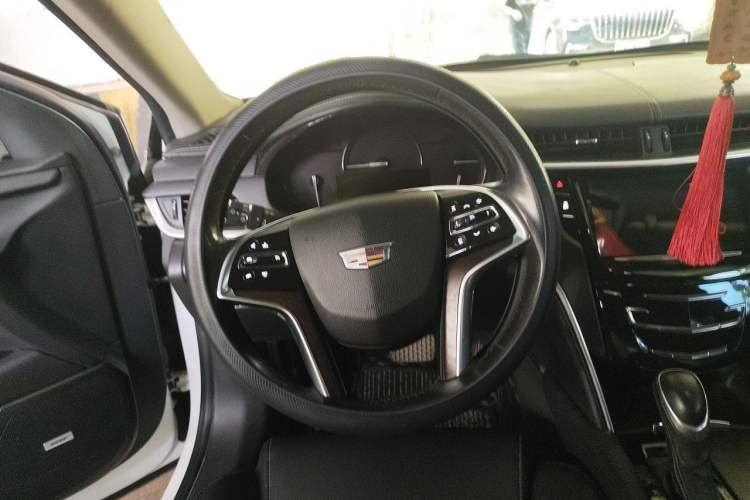 Used Cadillac XTS 2018 28T Tech Edition Steering Wheel