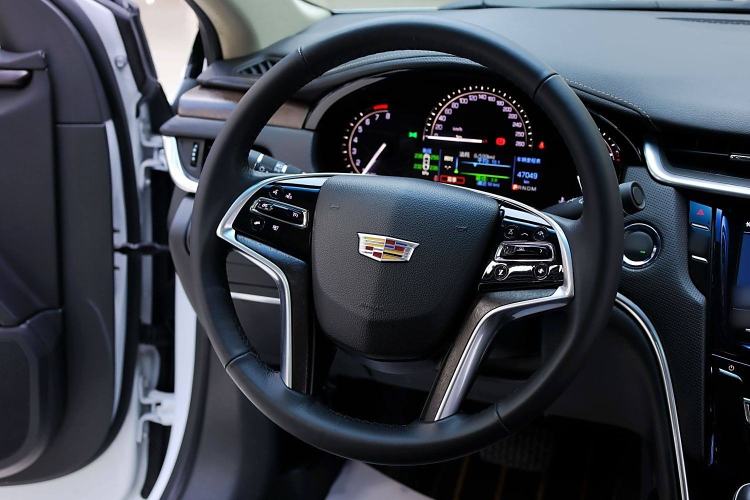 Used Cadillac XTS 2018 28T Elite Edition Steering Wheel