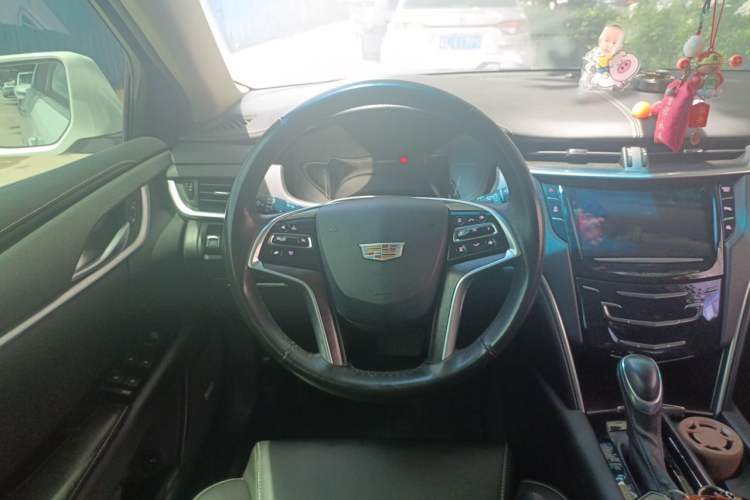 Used Cadillac XTS 2018 28T Tech Edition Steering Wheel