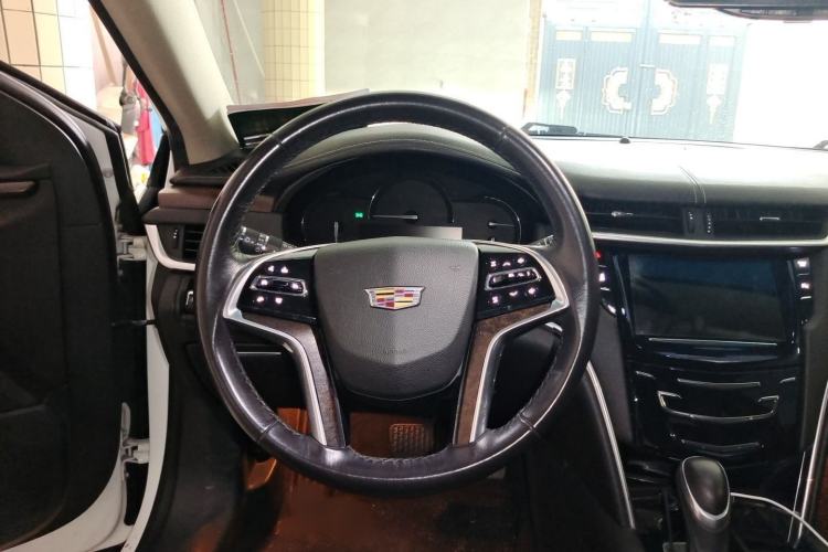 Used Cadillac XTS 2018 28T Elite Edition Steering Wheel
