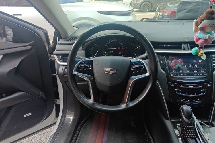 Used Cadillac XTS 2018 28T Tech Edition Steering Wheel
