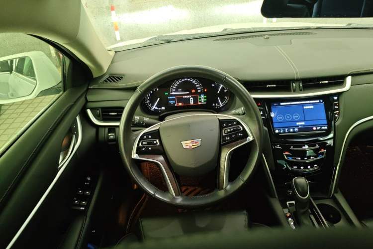 Used Cadillac XTS 2018 28T Tech Edition Steering Wheel