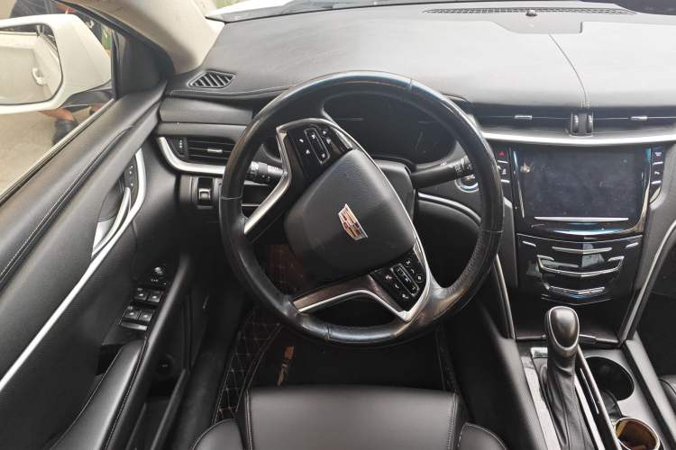 Used Cadillac XTS 2018 28T Tech Edition Steering Wheel