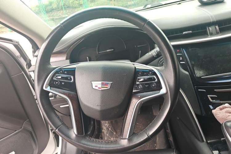 Used Cadillac XTS 2018 28T Elite Edition Steering Wheel