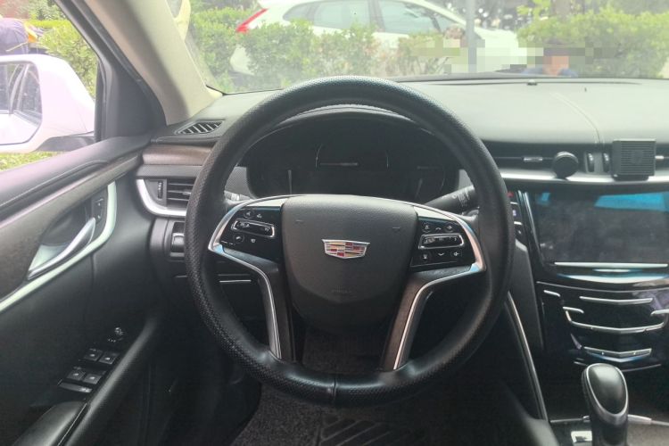 Used Cadillac XTS 2018 28T Elite Edition Steering Wheel