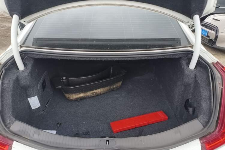 Used Cadillac XTS 2018 28T Tech Edition Trunk
